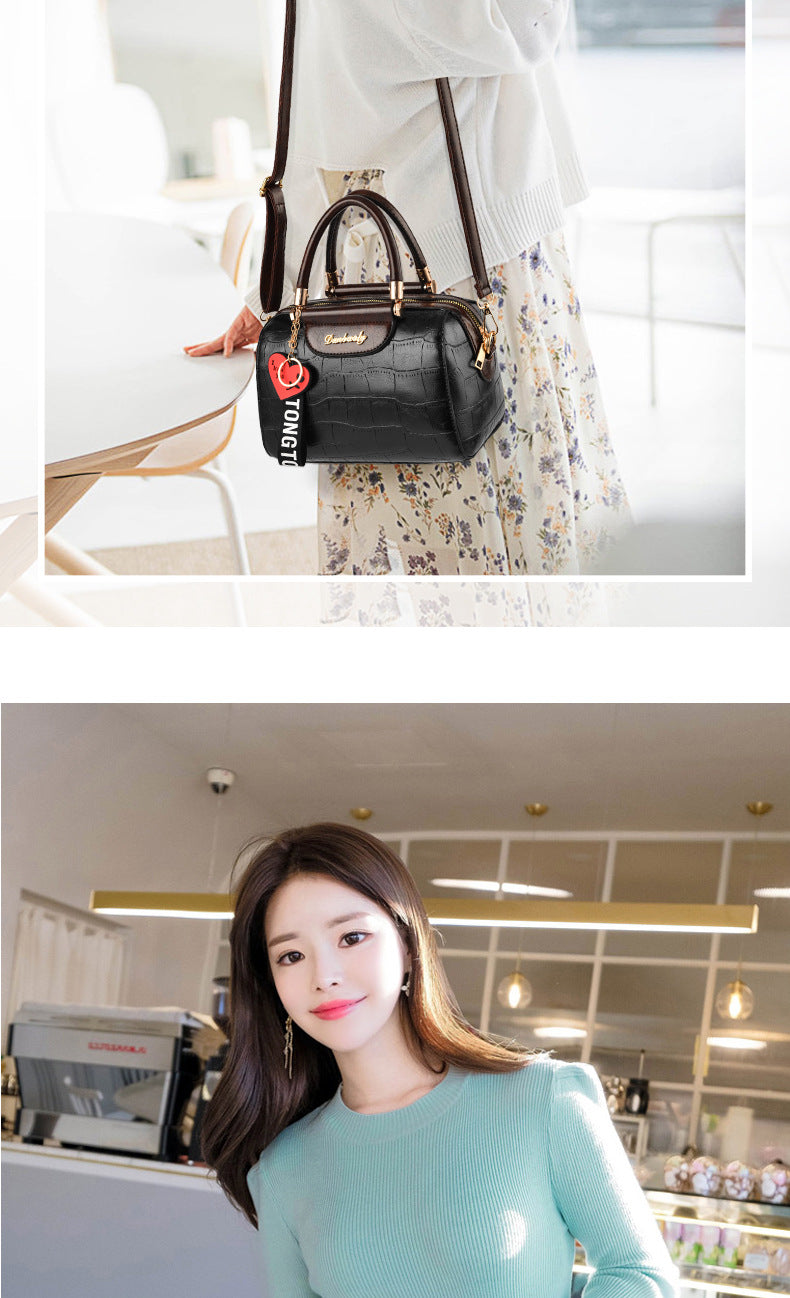 Spring Women's Trendy Handbag Retro Large Capacity Crossbody Bag Large Capacity Pillow Bag Women's Bag One Piece Dropshipping