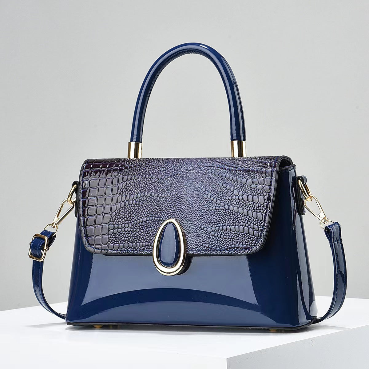 Summer New Fashionable European and American Style Shiny Leather Embossed Crocodile Texture Single Shoulder Handbag Small Bag Dropshipping